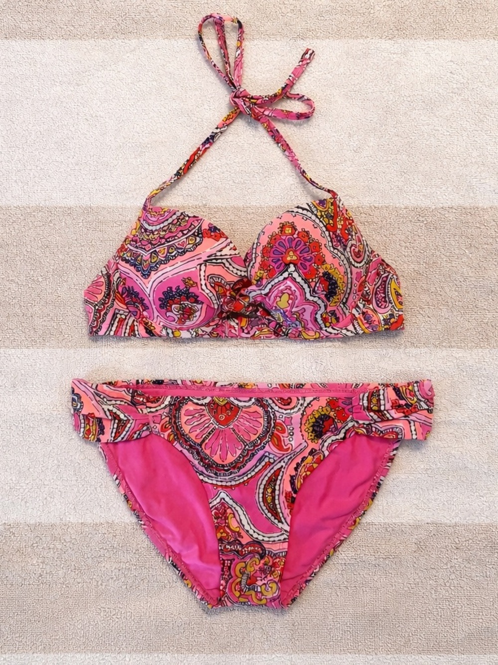 ✨ Aerie Two Piece Pink Paisley Bikini Set Size 34B & M